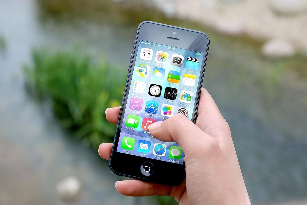 Zsugorodó kínai mobilpiac: csökkenő eladások, de erősödő 5G-szegmens