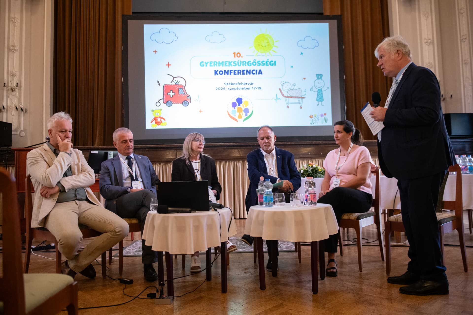 Gyermeksürgősségi konferenciát tartanak Székesfehérváron