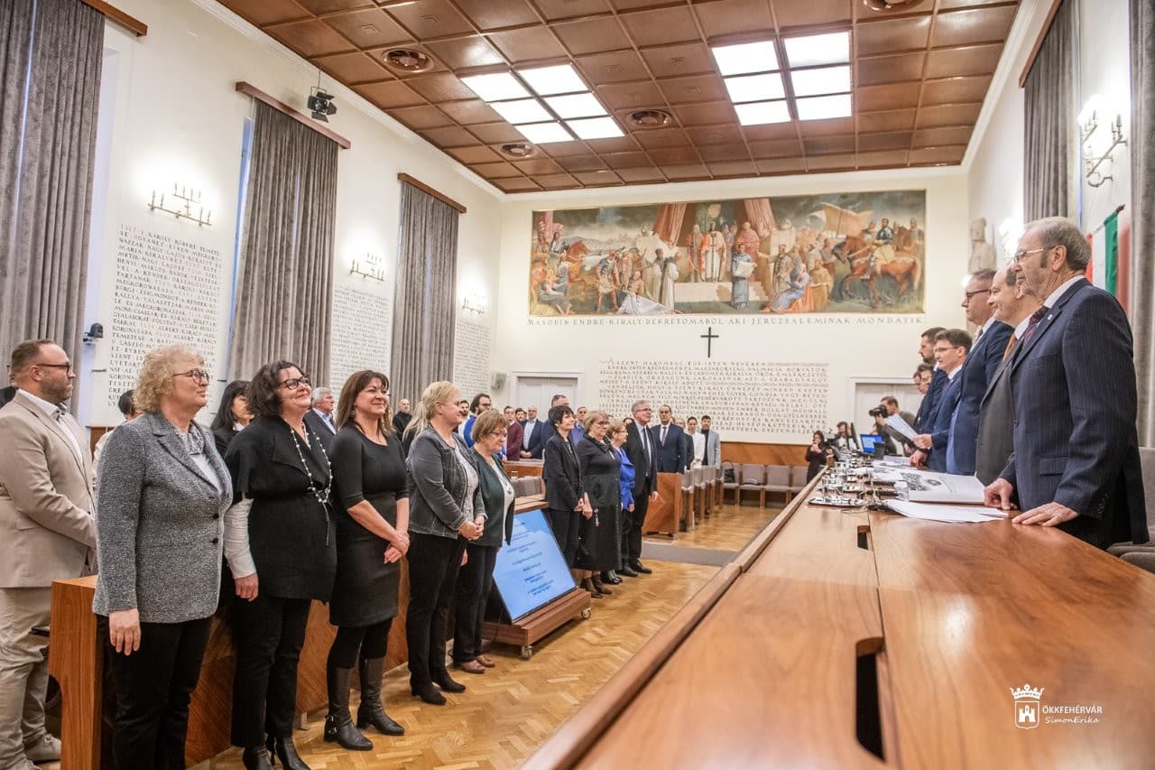 Egészségügyi és infrastrukturális beruházásokról döntött a fehérvári közgyűlés