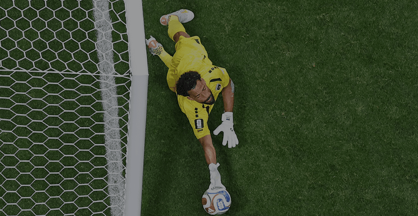 A futball abszurduma: negyvenéves kapus nullázta le a világ egyik legjobb csapatát