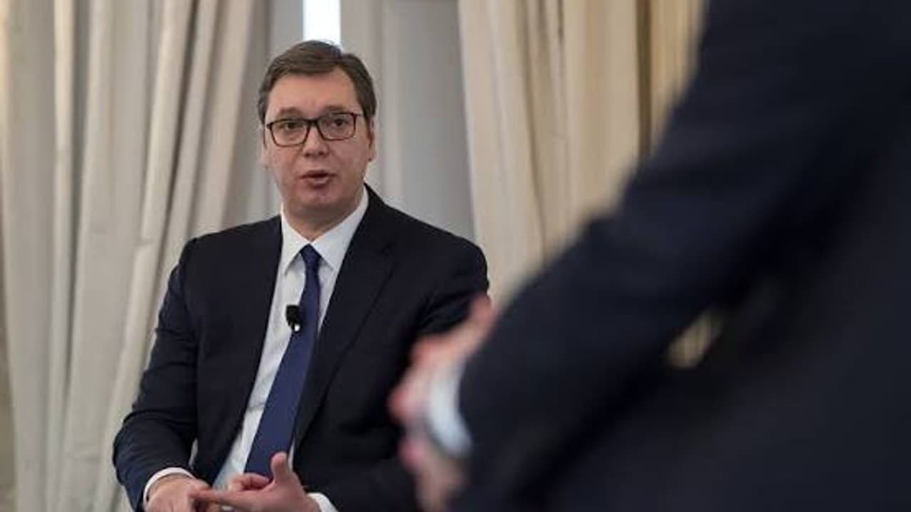 Vucic elismerte vereségét, a diáklista abszolút többséget szerezhet Szerbiában