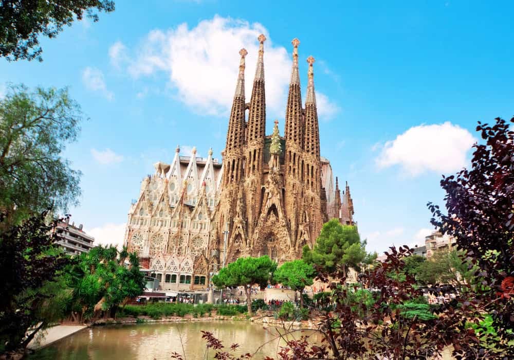 Barcelona, ahogy igazán érdemes felfedezni – Gaudín túl, egy pohár vermuttal a kézben