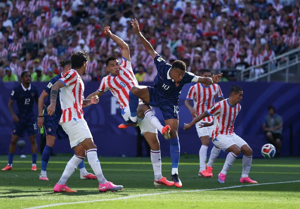 Mbappé rekordot döntött a vb-n