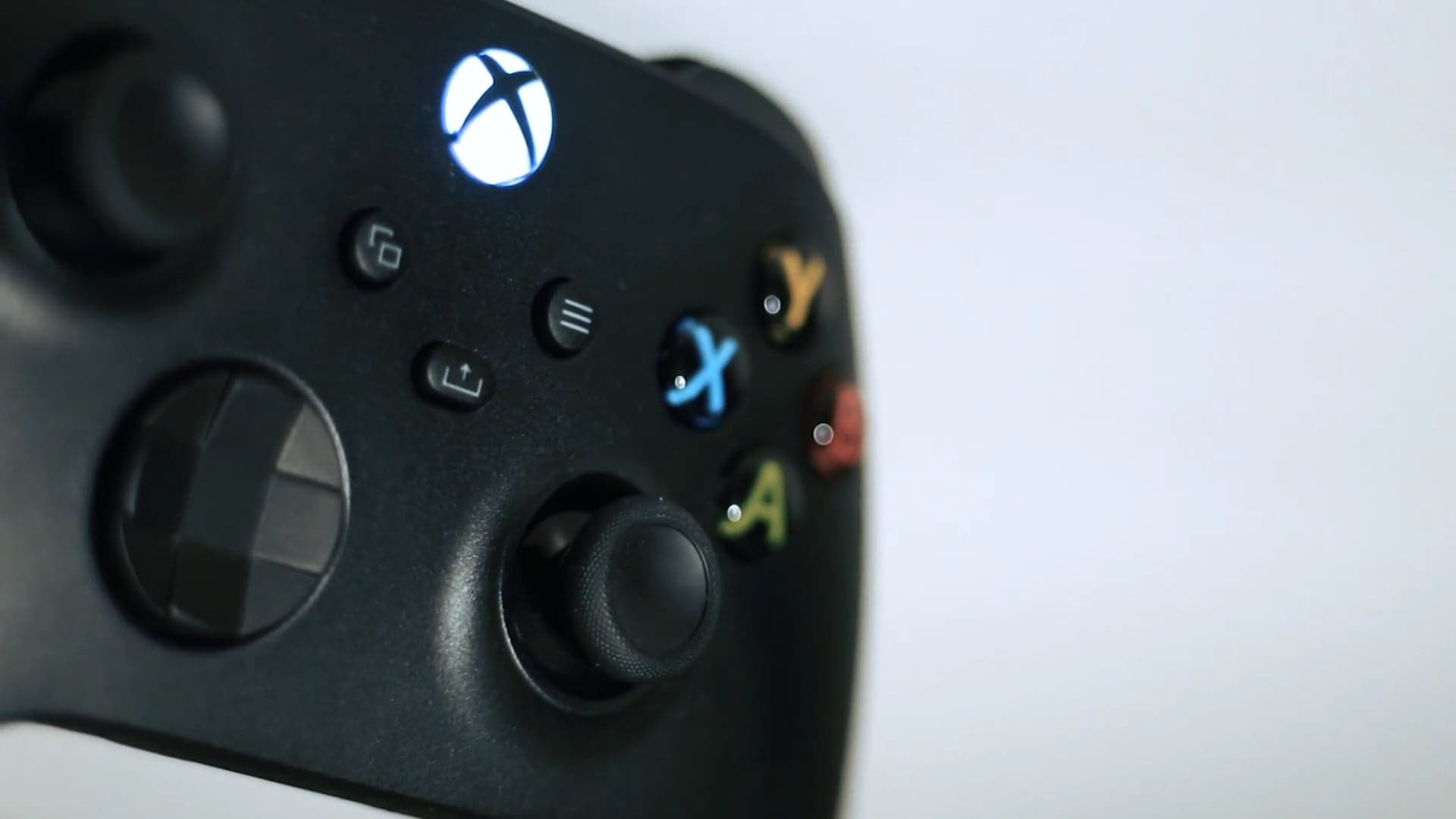 Drágább lesz az Xbox: a memóriahiány már a konzolárakat is átírja