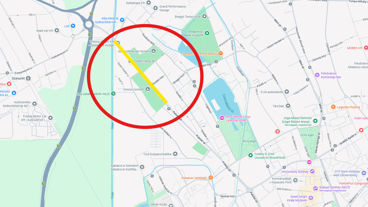 Térkép Székesfehérvárról, kiemelve a Palotai út környéki útfelújítás és forgalomkorlátozás területét.