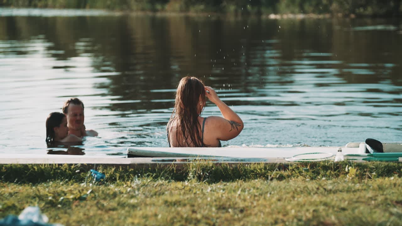 A strandolás valójában döntés – a kérdés az, hogy mi befolyásolja valójában?
