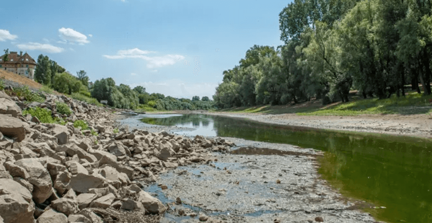 25 cm: történelmi mélypontra apadt a Duna
